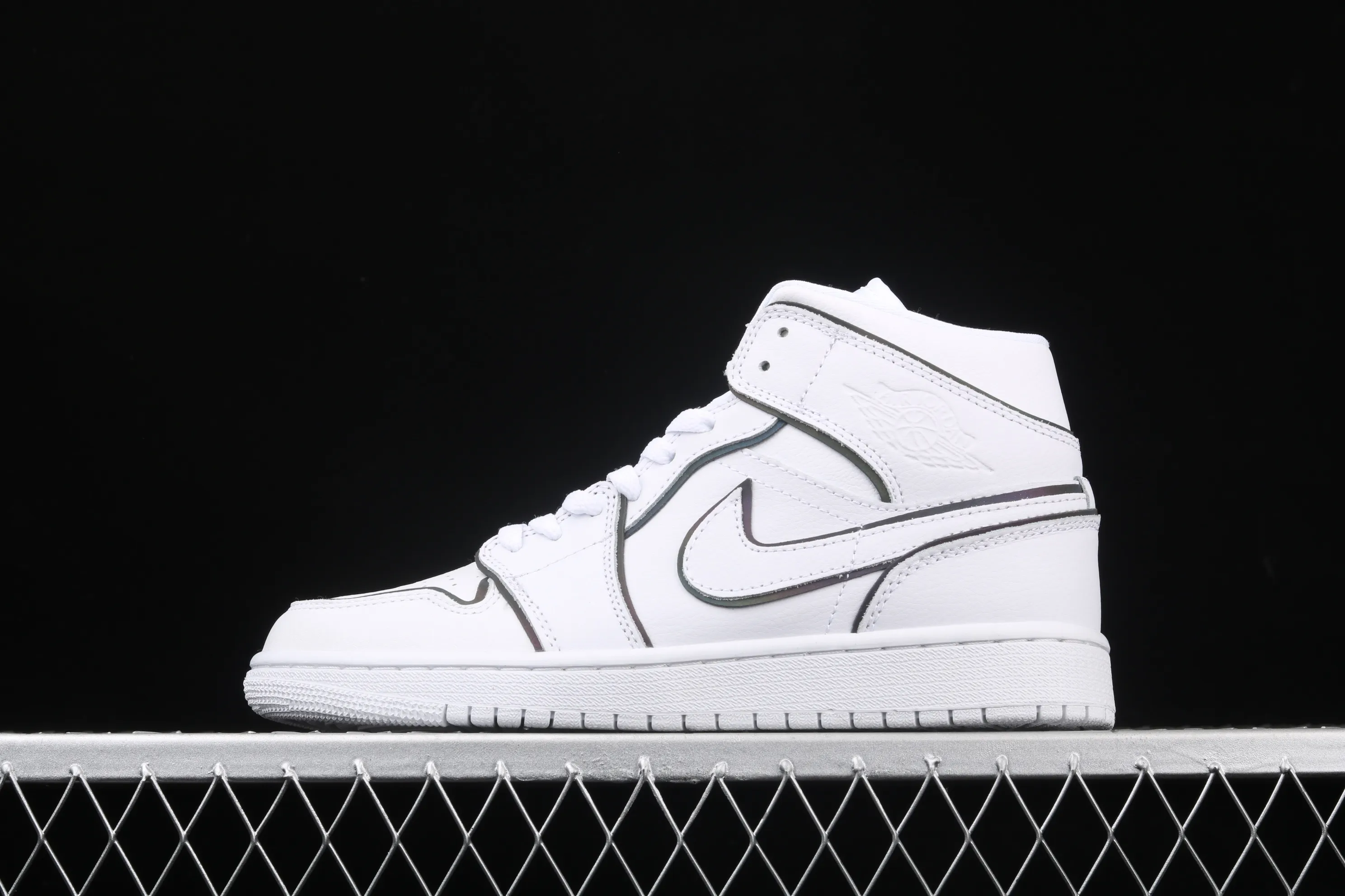 All categories Air Jordan Jordan series basketball shoes Air Jordan 1 Mid Air Jordan 1 Ret Hi Prem AJ1 Joe 1 cool laser stripes basketball shoes CK6587-100